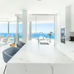 Crystal I Luxury By Hermosa *