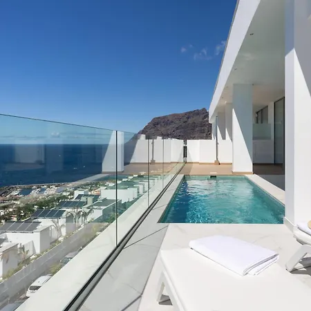 Crystal I Luxury By Enjoyahome Appartement
