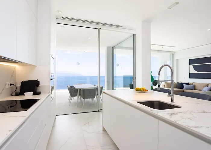 Crystal I Luxury By Hermosa Apartment *