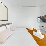 Crystal I Luxury By Hermosa