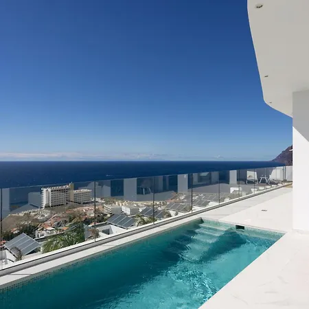 Апартаменты Crystal I Luxury By Enjoyahome *