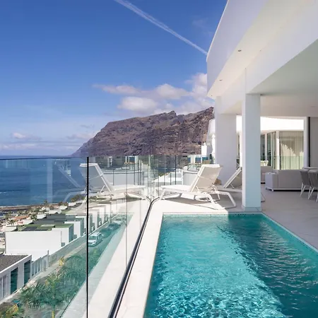 Crystal I Luxury By Enjoyahome Апартаменты