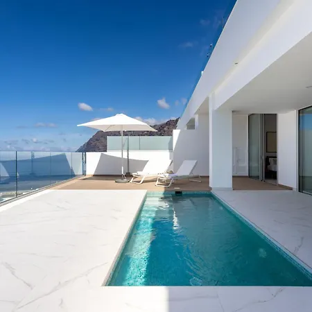 Crystal I Luxury By Enjoyahome