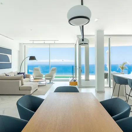 Crystal I Luxury By Hermosa