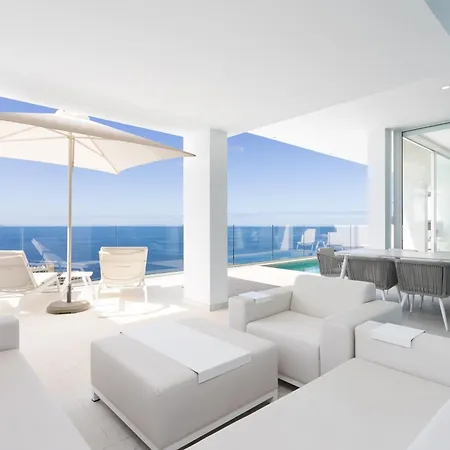 Crystal I Luxury By Hermosa Acantilado de los Gigantes