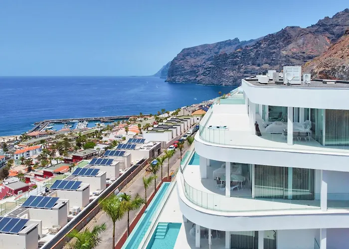 Crystal I Luxury By Hermosa *