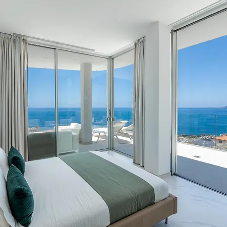 Crystal I Luxury By Hermosa Acantilado de los Gigantes