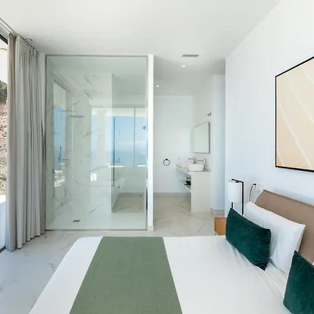 Crystal I Luxury By Hermosa *