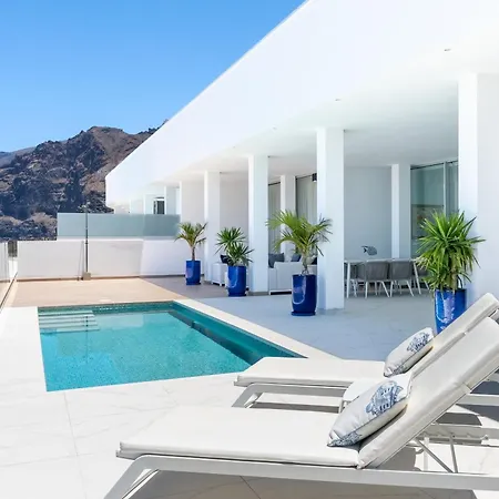 Crystal I Luxury By Hermosa * Acantilado de los Gigantes
